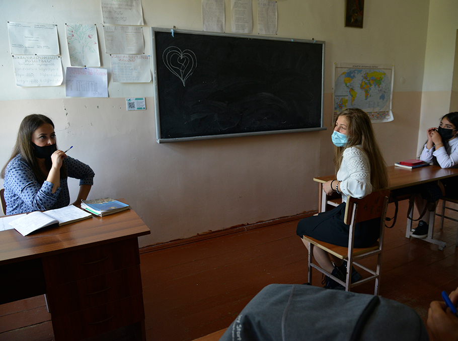 Հալեպից Մեդովկա՝ հայոց պատմություն դասավանդելու