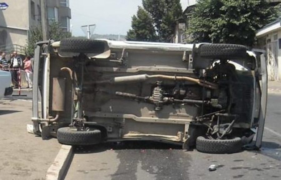 Կցորդիչով հսկայական մեքենան կողաշրջվել է Երևան-Սևան-Իջևան ավտոճանապարհին