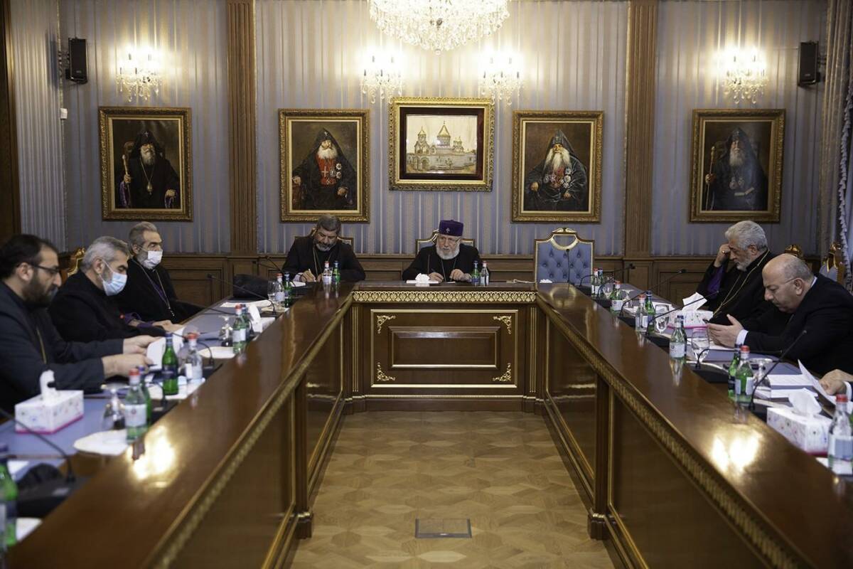 Մայր Աթոռ Ս. Էջմիածնում մեկնարկել է Գերագույն հոգևոր խորհրդի ժողովը