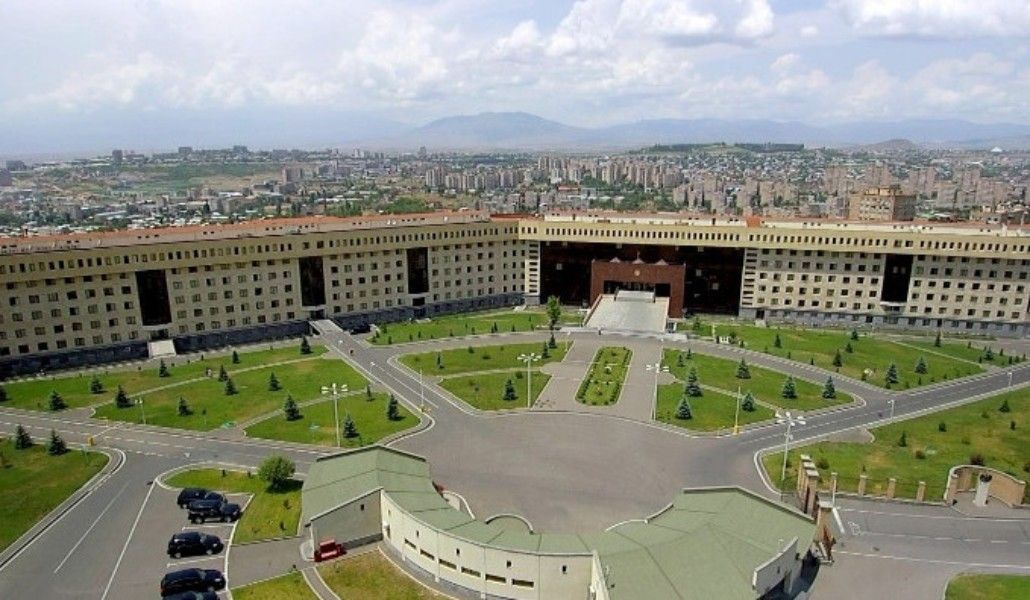 ՊՆ. Երևանում ռազմական ինքնաթիռներն ուսումնական-պլանային թռիչքներ են անում