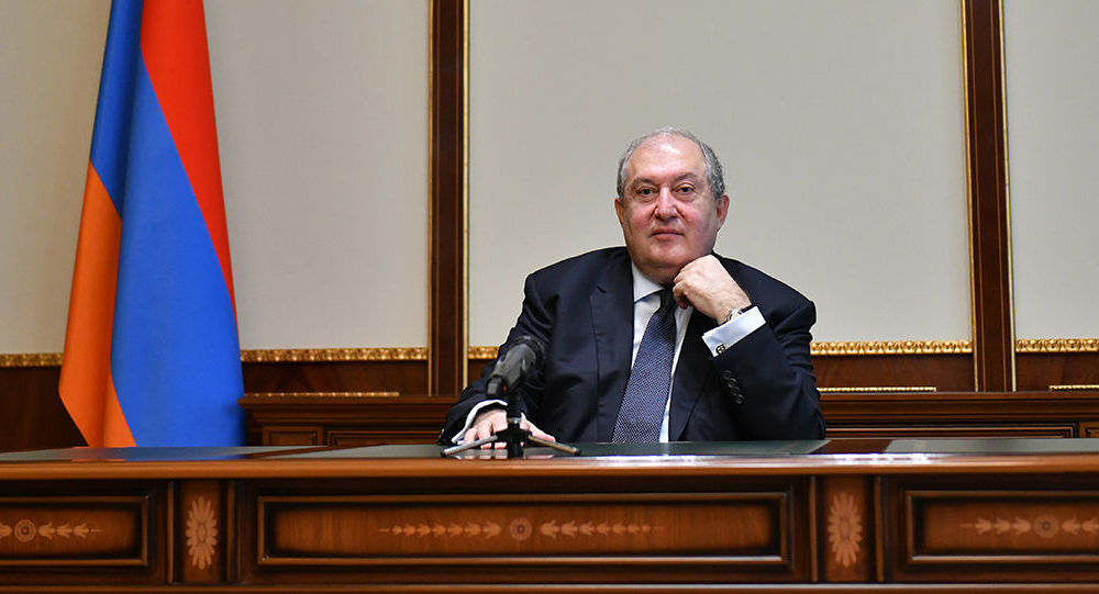 ՀՀ նախագահ Արմեն Սարգսյանը հրամանագրեր է ստորագրել