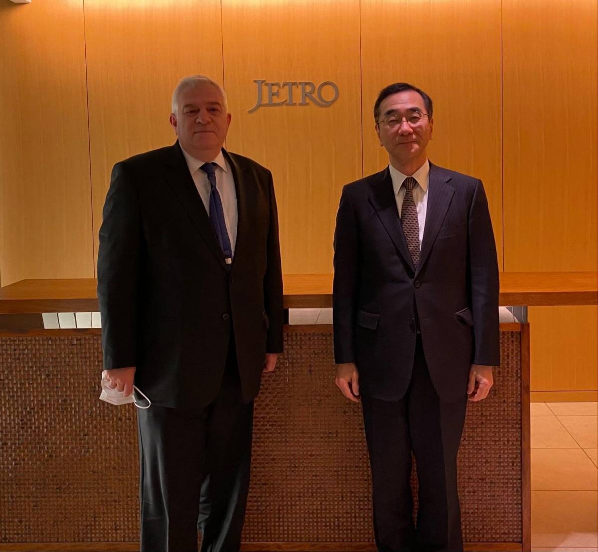 Դեսպան Ա. Հովհաննիսյանն ու JETRO-ի ղեկավարը քննարկել են հայկական արտադրանքը Ճապոնիա արտահանելու հնարավորությունները