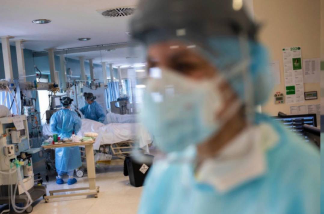 Հայաստանում կորոնավիրուսով հիվանդներից 962-ի վիճակը ծանր է, 233-ինը՝  ծայրահեղ ծանր