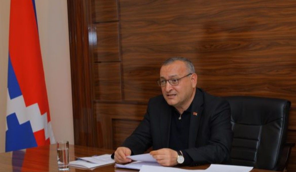 Արցախի ԱԺ նախագահը պատասխանել է  Սահիդովի` «Ստեփանակերտն անցնելու Ադրբեջանին» գրառմանը