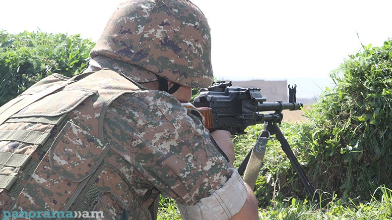 Ադրբեջանական ԶՈՒ-ը տարբեր տրամաչափի հրաձգային զինատեսակներից կրակ են բացել հայ-ադրբեջանական սահմանի Երասխի հատվածում․ ՊՆ