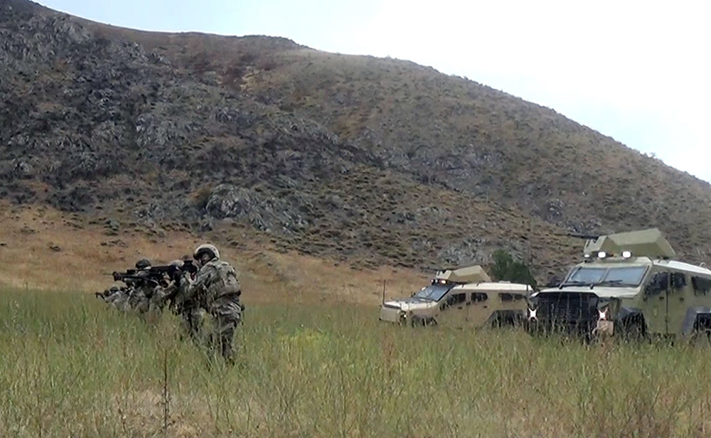 Ադրբեջանի և Թուրքիայի զինվորականները շարունակում են վարժանքը Լաչինում