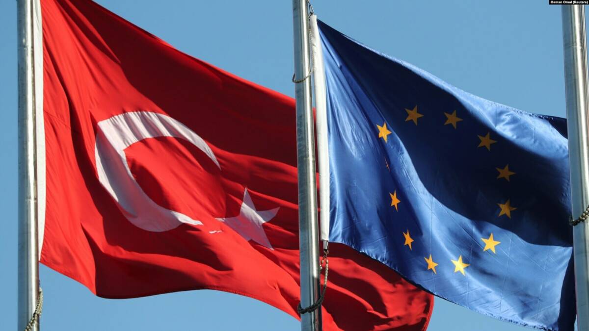 Թուրքիան ավելի է հեռանում ժողովրդավարությունից․ Եվրահանձնաժողովի զեկույց