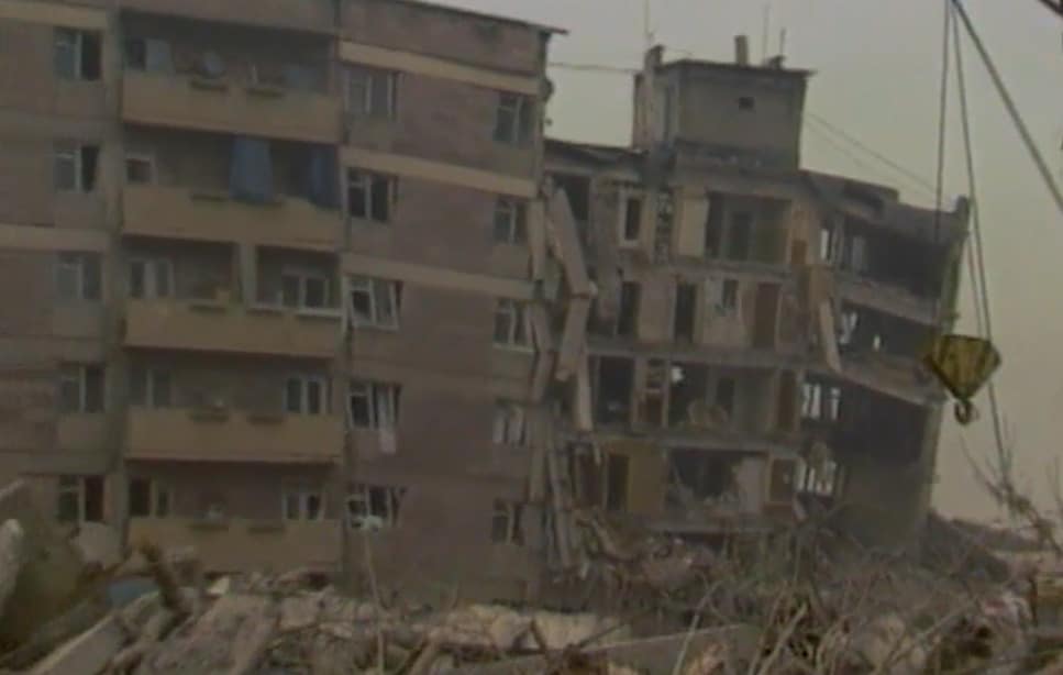30 վայրկյանում ավերված քաղաքը. Սպիտակի 1988 թ–ի երկրաշարժի արխիվային կադրերը