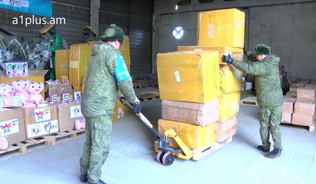 Ռուս խաղաղապահները 9 տոննա հումանիտար բեռ են տեղափոխել Արցախ