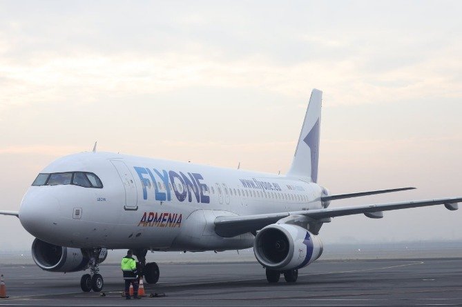 «Որևէ ուղևոր «դրսում չի մնացել» ու չի մնալու». Flyone Armenia–ն հայտարարություն է տարածել Երևան–Մոսկվա առաջին չվերթի չեղարկման կապակցությամբ