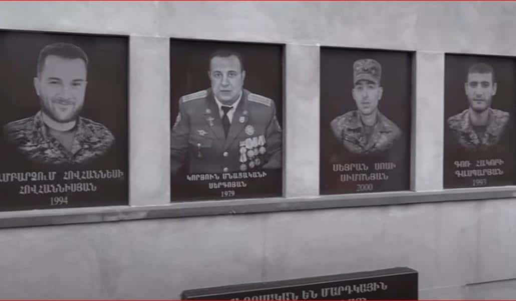Թումանյանում բացվեց 44-օրյա պատերազմում զոհված հերոսներին նվիրված հուշապատ (տեսանյութ)