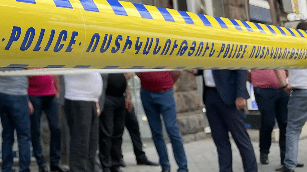 Երևանի բանկերից մեկի աշխատակիցն ինքնասպանություն է գործել