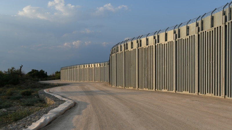 Հունաստանը ծրագրում է եռակի երկարացնել մետաղյա պատը Թուրքիայի  հետ սահմանին