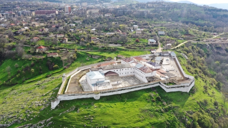 Ադրբեջանը նոր մզկիթներ է կառուցում Հադրութում, Շուշիում, Մատաղիսում