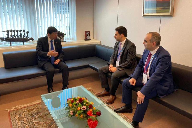 ՊԵԿ նախագահ Ռուստամ Բադասյանը հանդիպել է ՀՄԿ գլխավոր քարտուղարի հետ