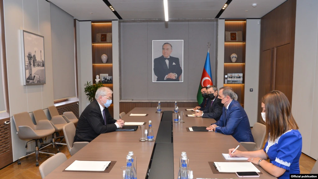 Բայրամովն ու Խովաևը քննարկել են հայ-ադրբեջանական հարաբերությունների կարգավորման գործընթացը