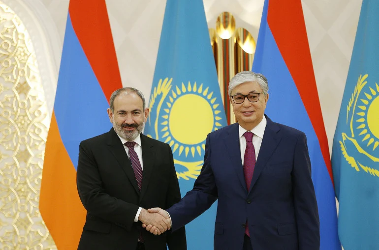 Ղազախստանի նախագահը շնորհավորել է Փաշինյանին