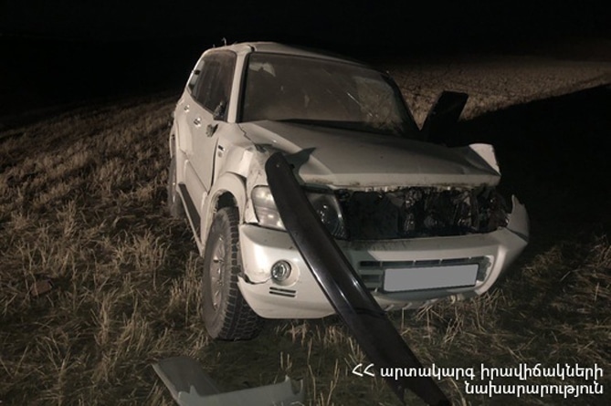 ՌԴ քաղաքացին Mitsubishi–ով վթարի է ենթարկվել Երևան–Գյումրի ճանապարհին