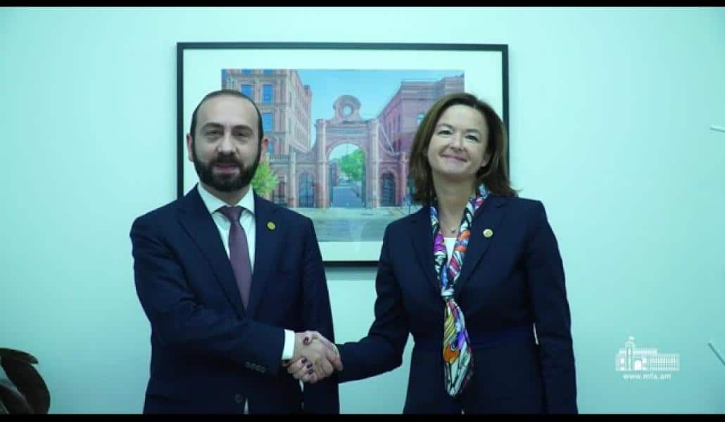 Հայաստանի ԱԳ նախարարը հանդիպել է Սլովենիայի փոխվարչապետ, արտաքին գործերի նախարարի հետ