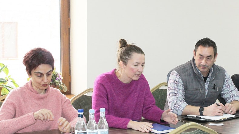 ԱՄՆ դեսպանության ներկայացուցիչներն այցելել են սեպտեմբերի 13-ի ադրբեջանական ագրեսիայի հետևանքով տուժած վայրեր