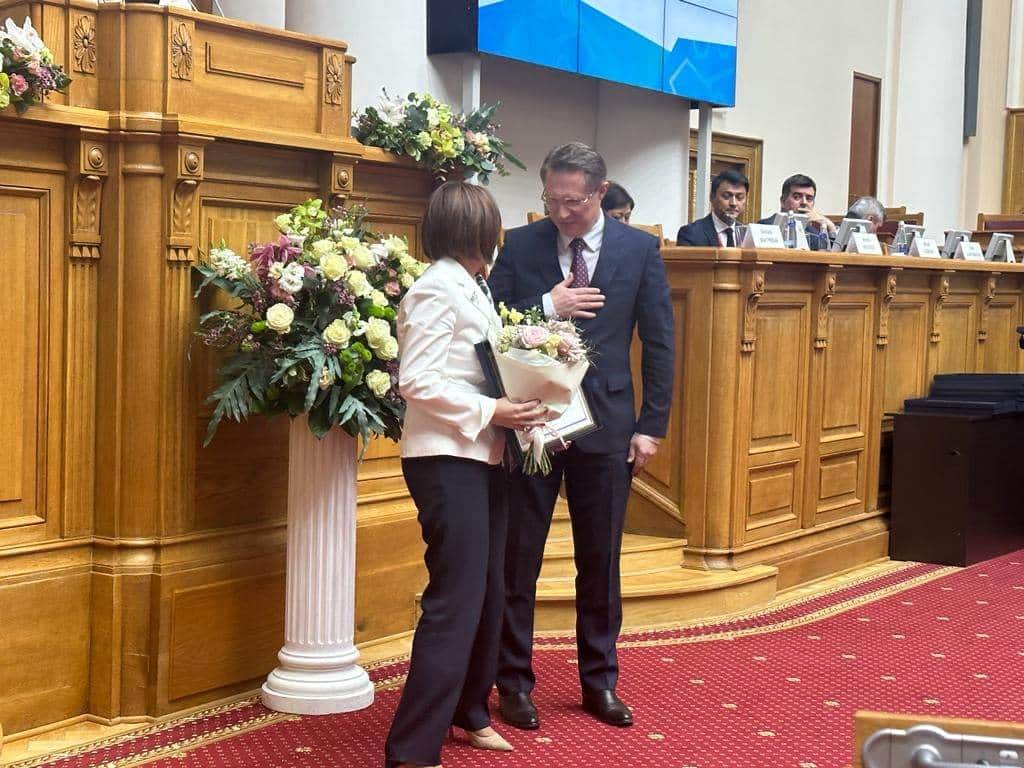 Անահիտ Ավանեսյանը պարգևատրվել է ՌԴ առողջապահության նախարար Միխայիլ Մուրաշկոյի կողմից