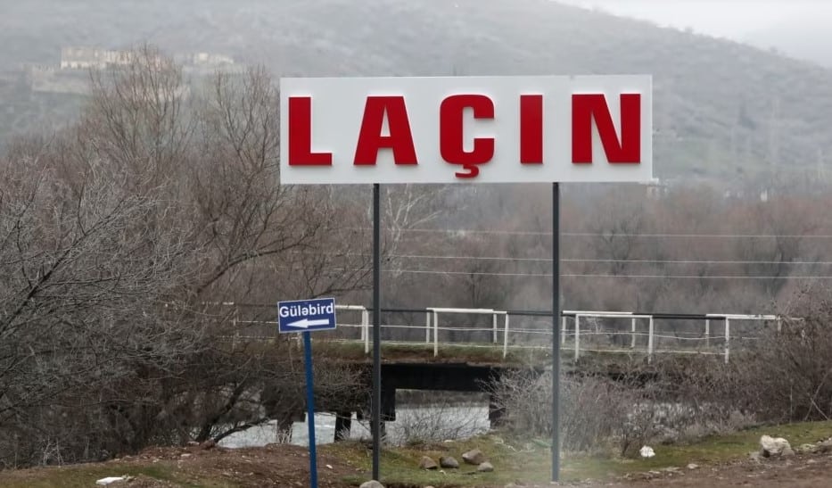 Ադրբեջանը ևս 25 ընտանիք է վերաբնակեցրել Լաչինում