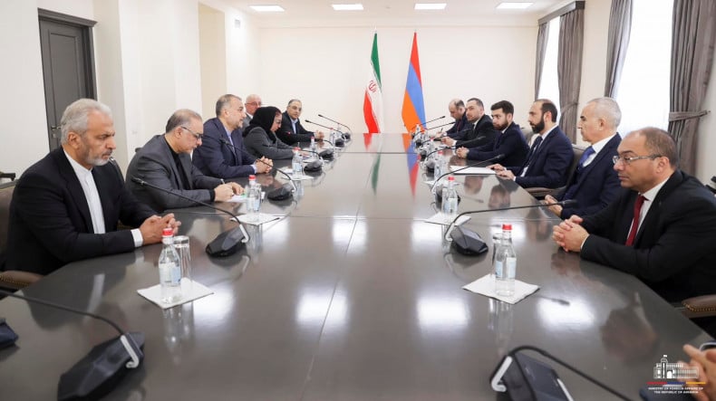 Ընթանում է Հայաստանի և Իրանի ԱԳ նախարարների ընդլայնված կազմով հանդիպումը